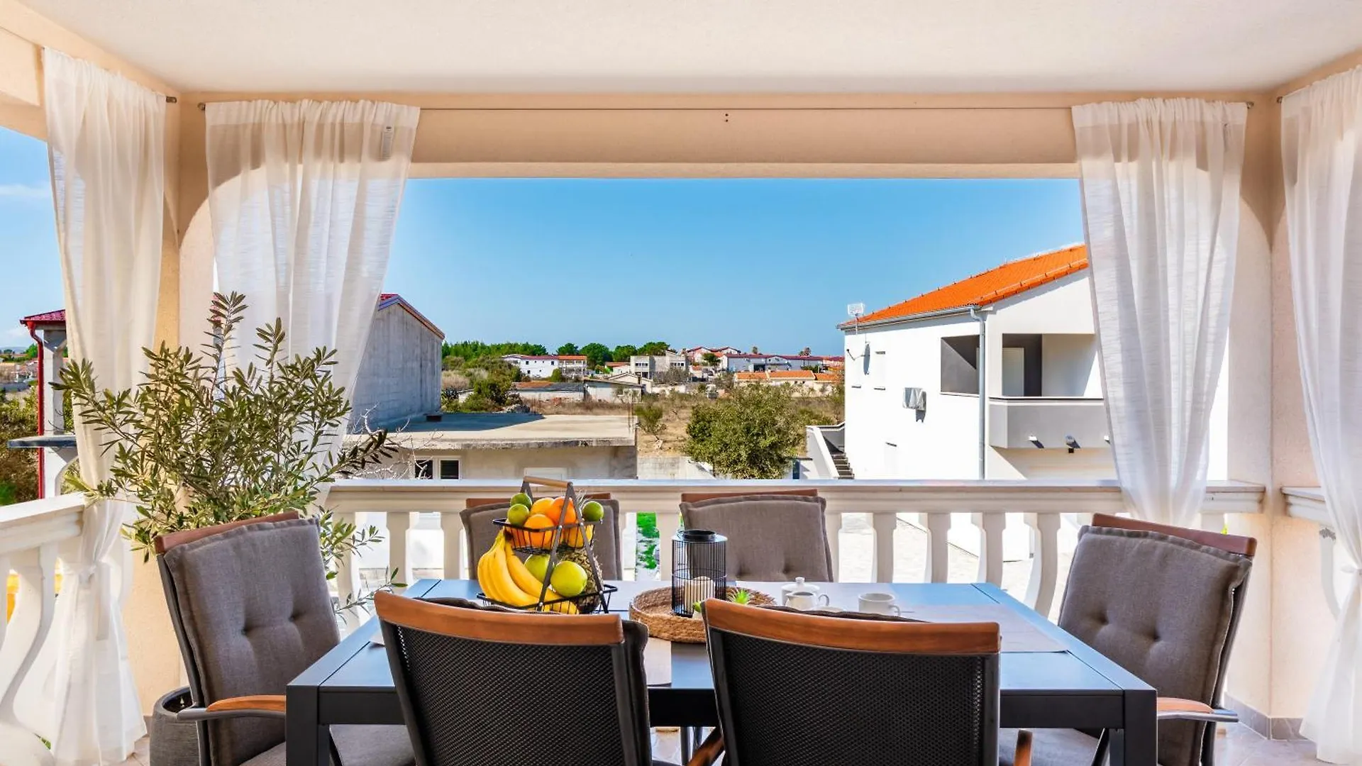 Apartments Quercus Vir