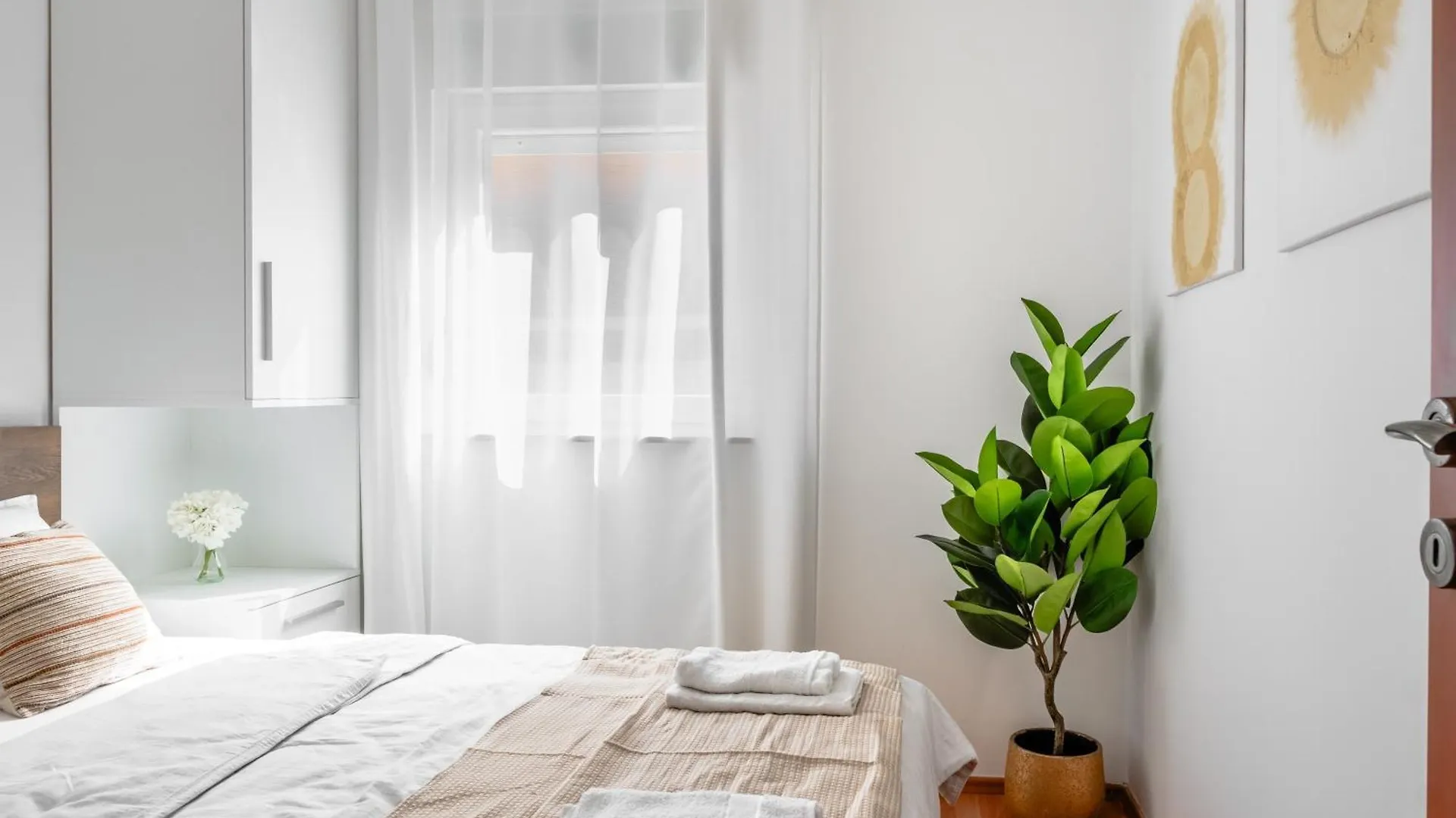 Apartments Quercus Vir