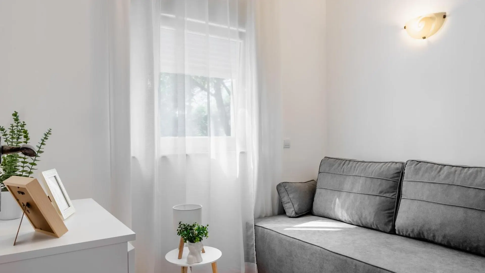 Apartments Quercus Vir