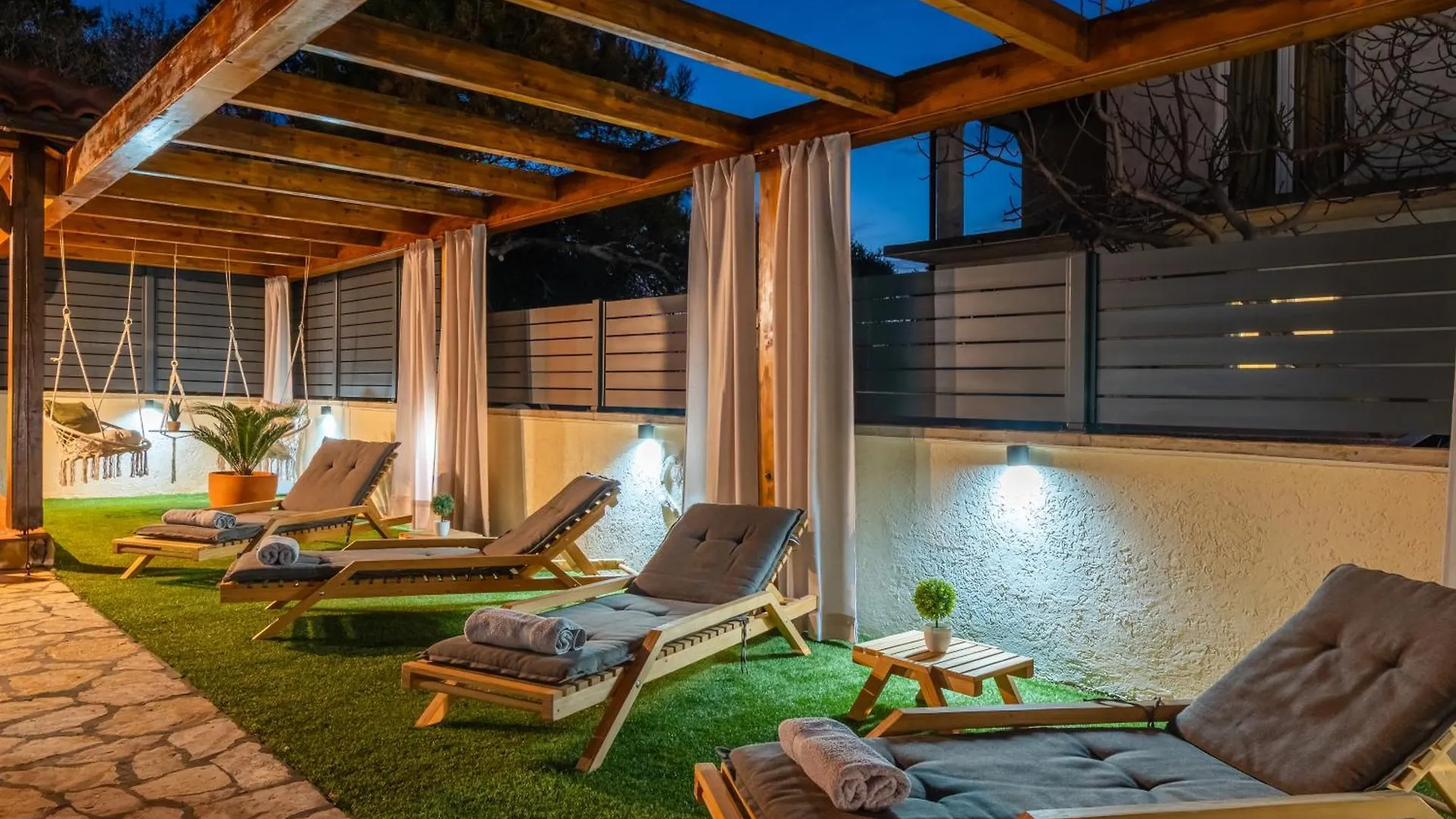 Apartments Quercus Vir