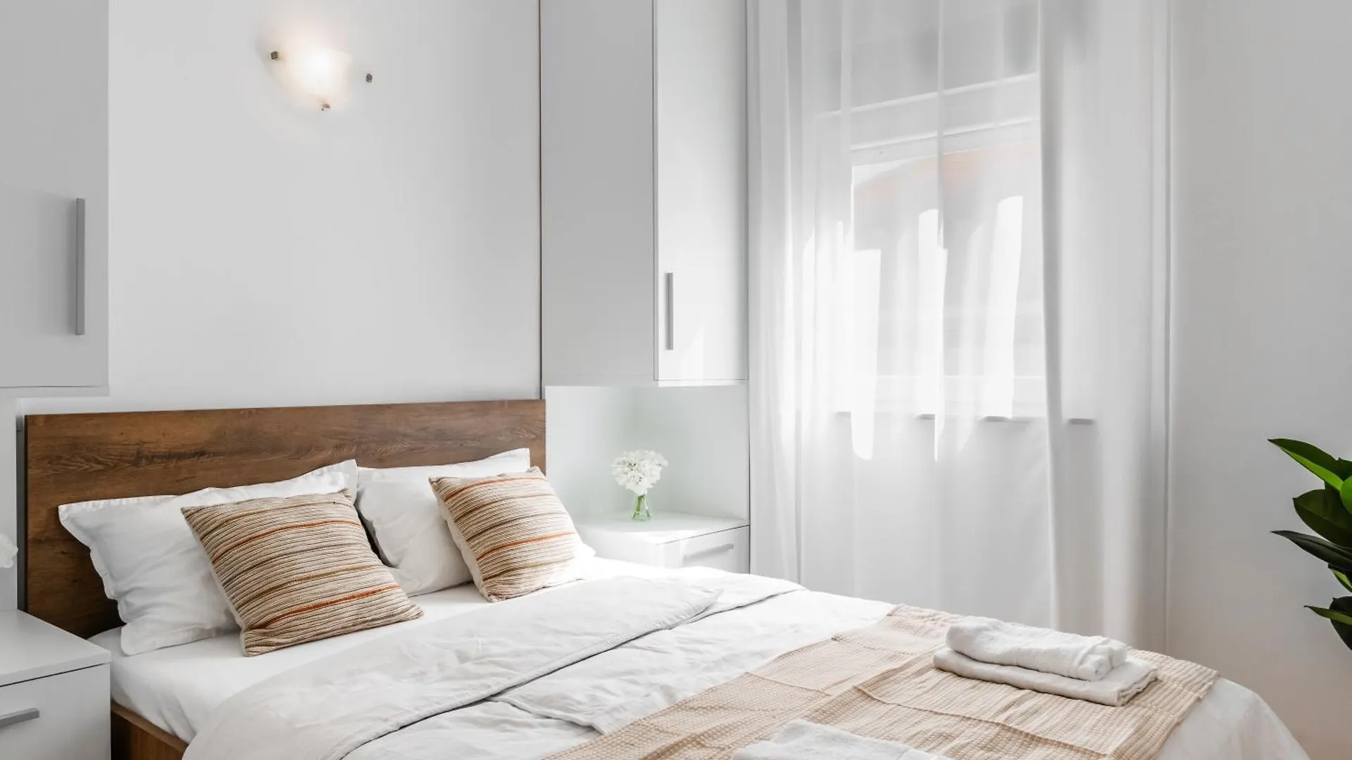 Apartments Quercus Vir Croatia