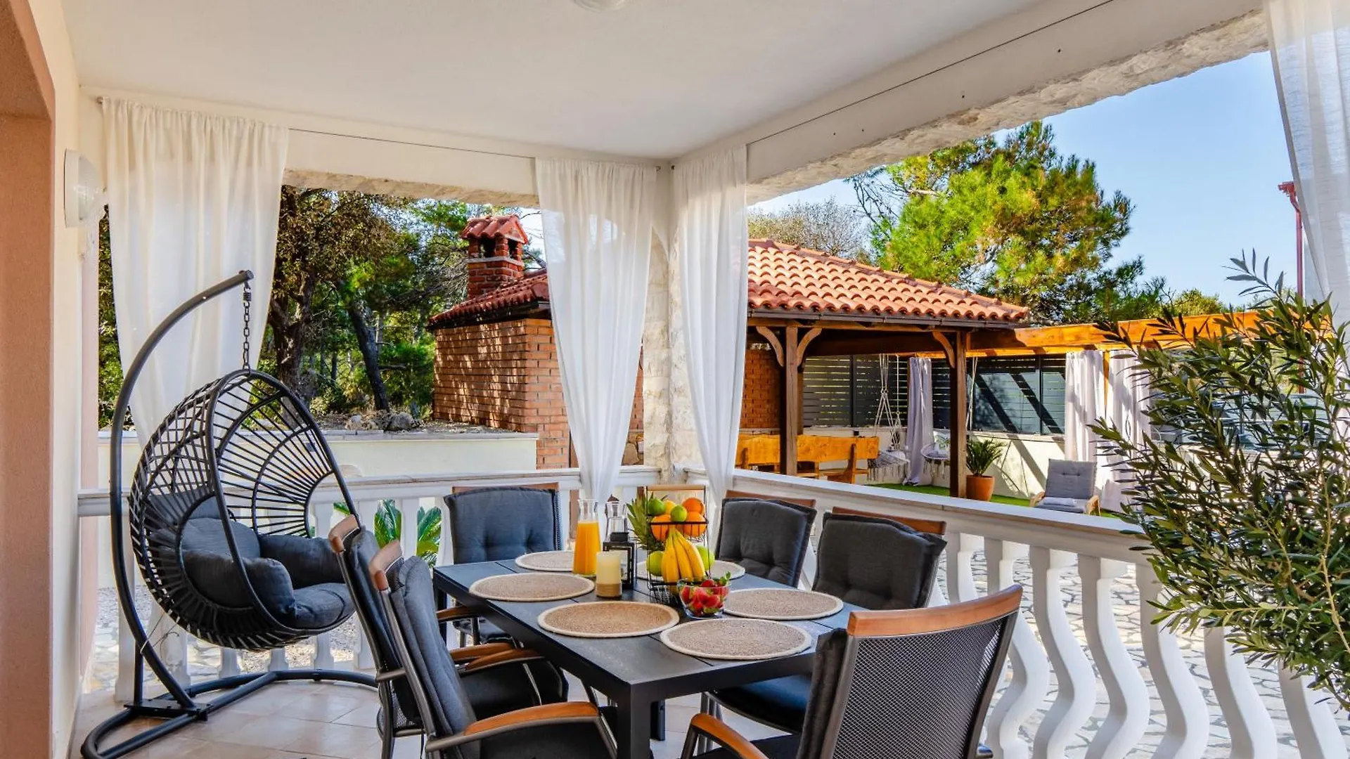 Apartments Quercus Vir Croatia